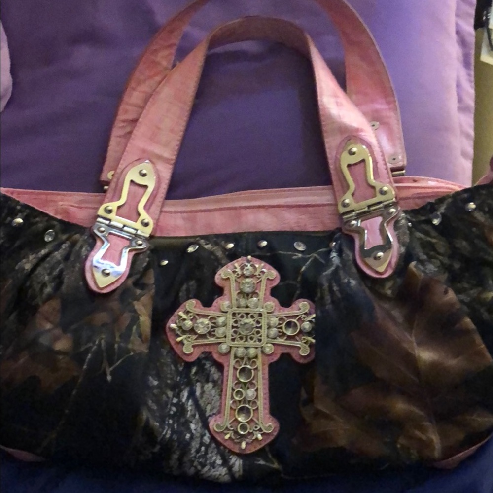Camo purse